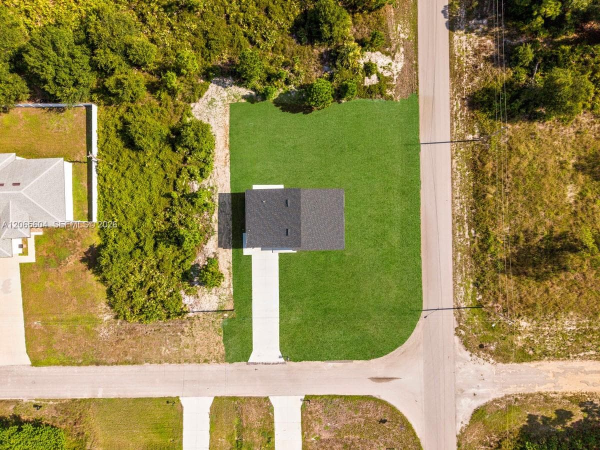 Single-family home at 1255 Nimitz, Lehigh Acres — photo 5