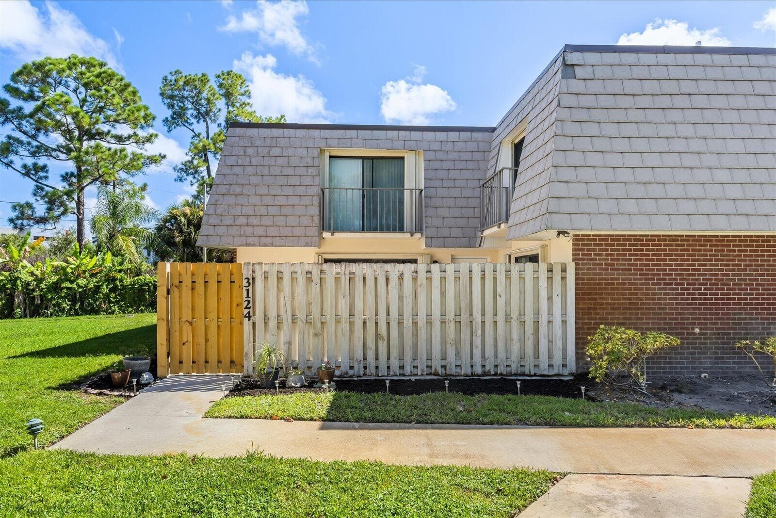 Townhouse at 3124 SE Brook Street, Stuart, FL