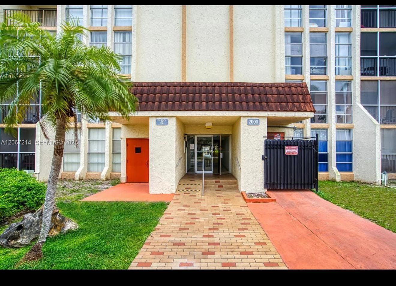 Condo at 2000 Atlantic Shores Blvd, Hallandale Beach, FL