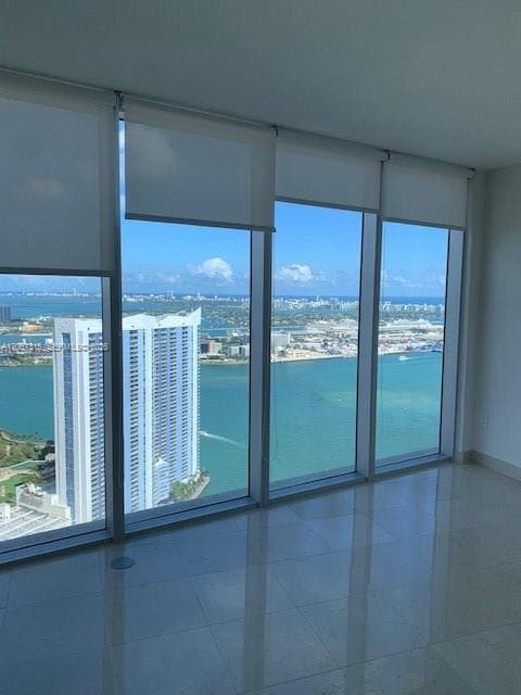 Condo en 465 Brickell Ave, Miami — foto 3