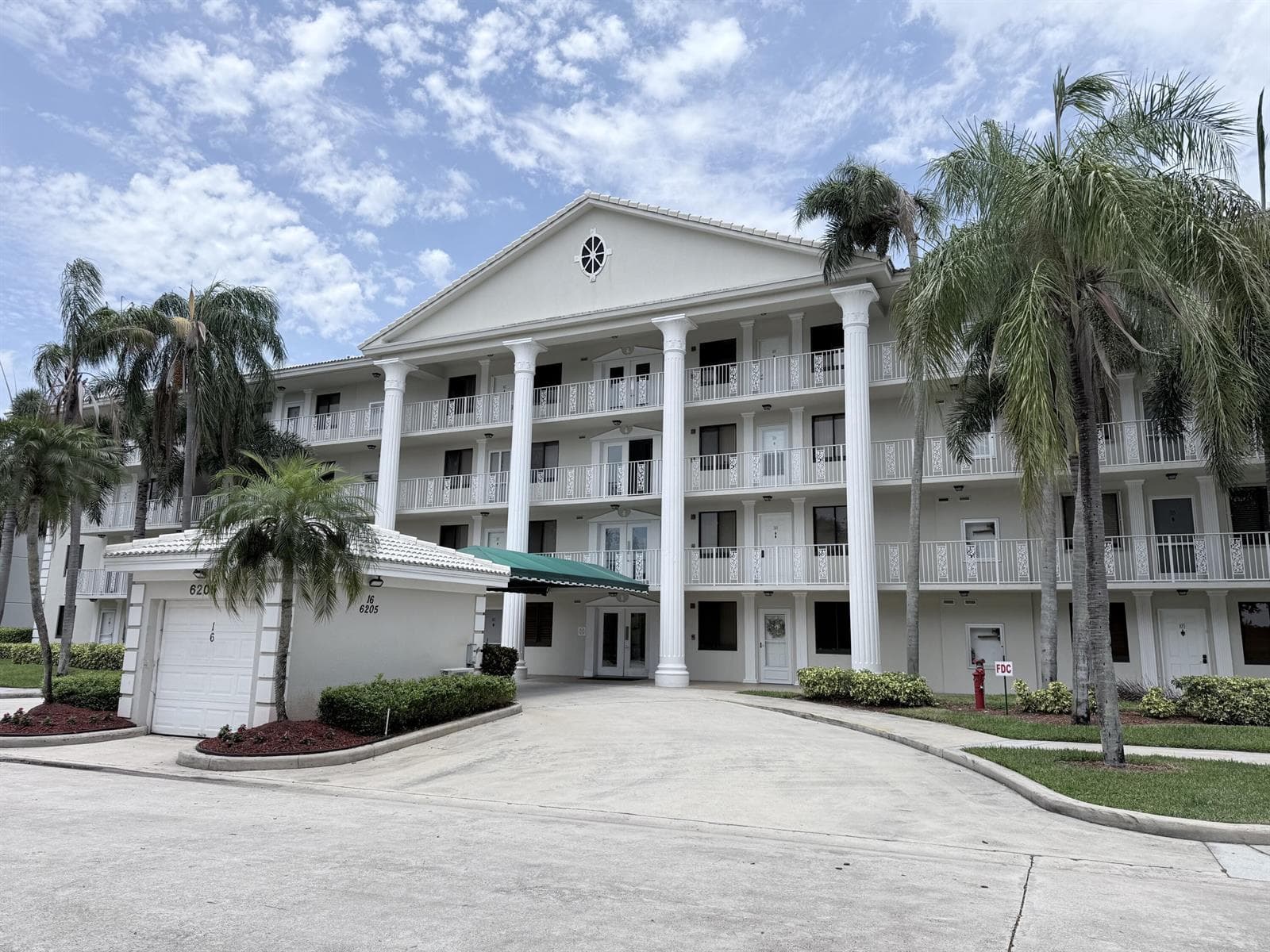 Condo at 6025 S BALBOA Circle, Boca Raton, FL