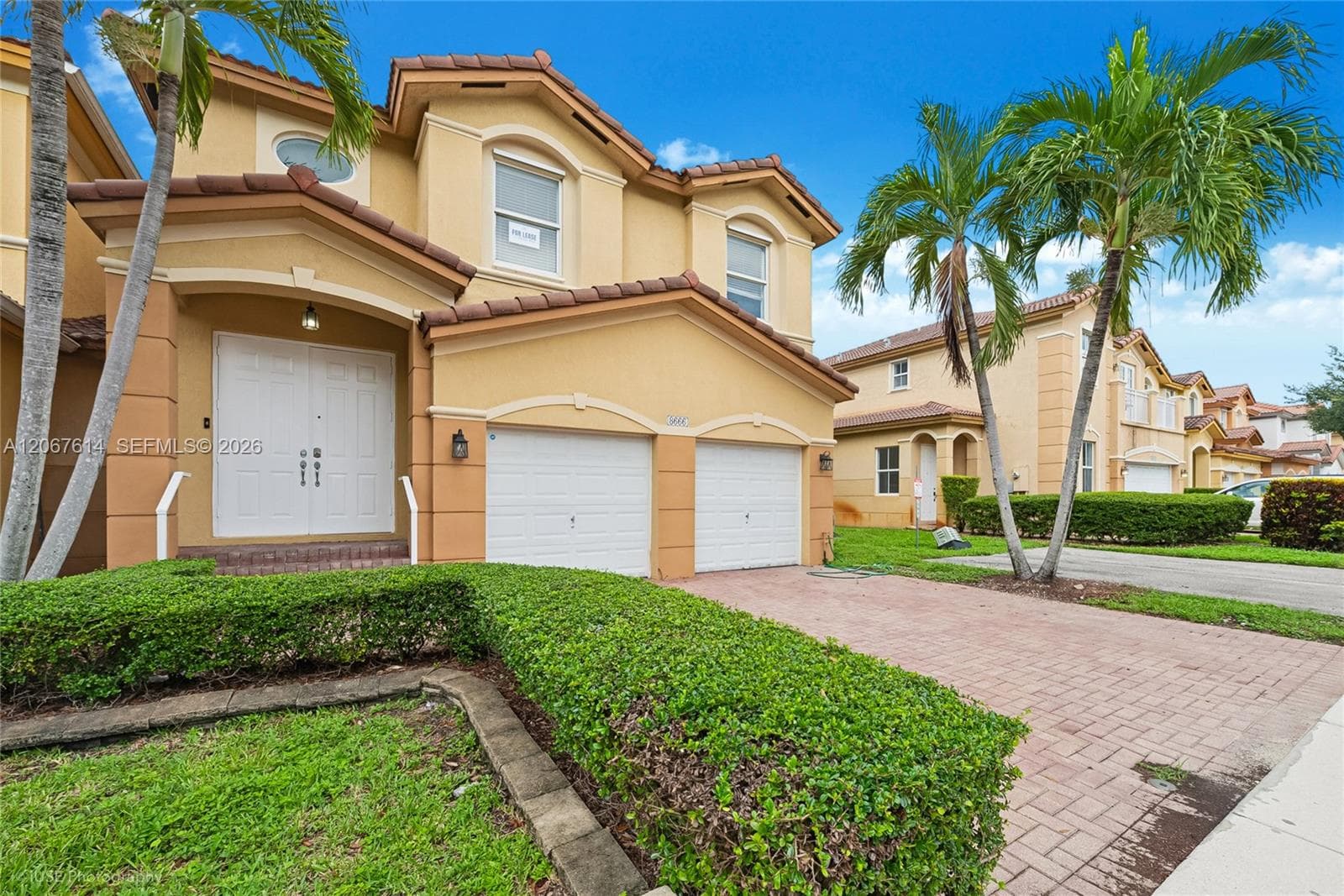 Townhouse at 8666 NW 109th Ct, Doral, FL