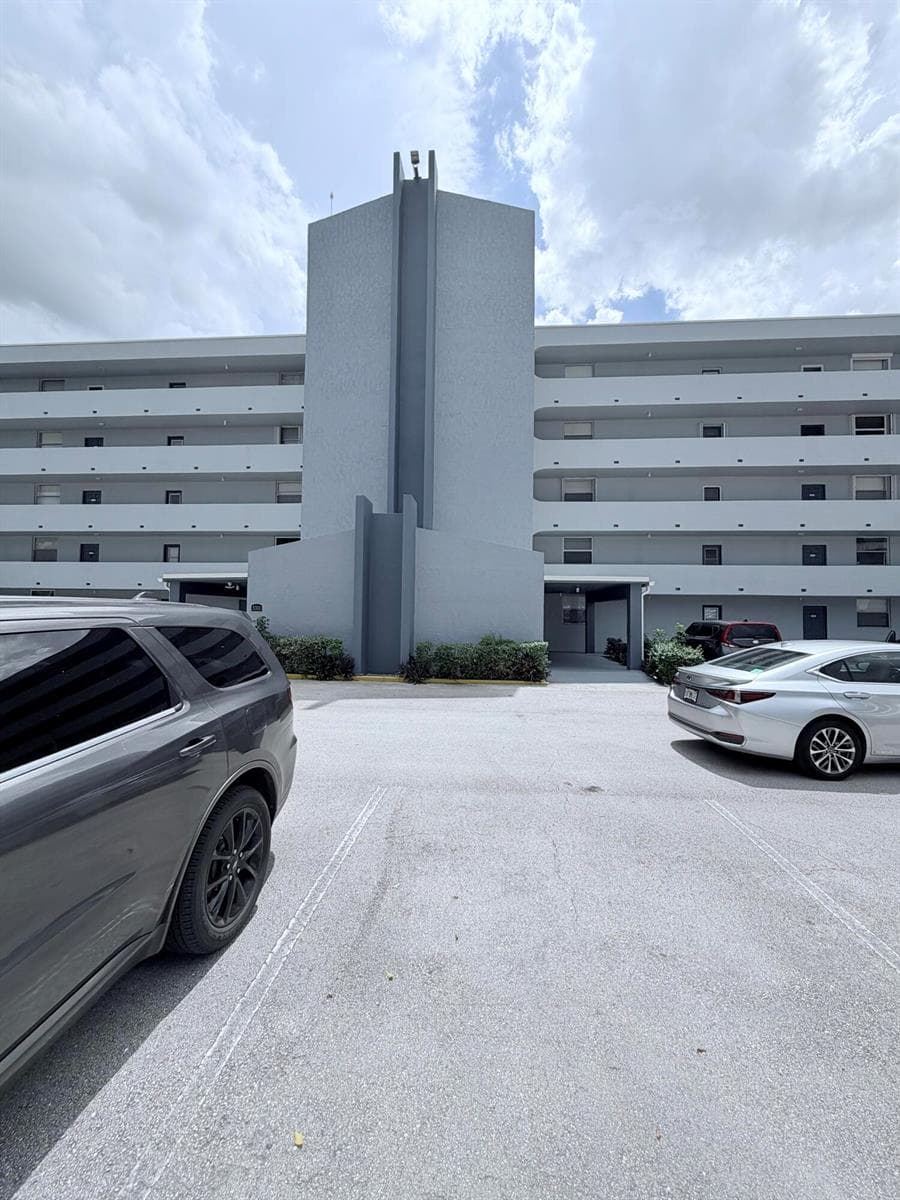 Condo at 299 NW 52nd Terrace, Boca Raton, FL