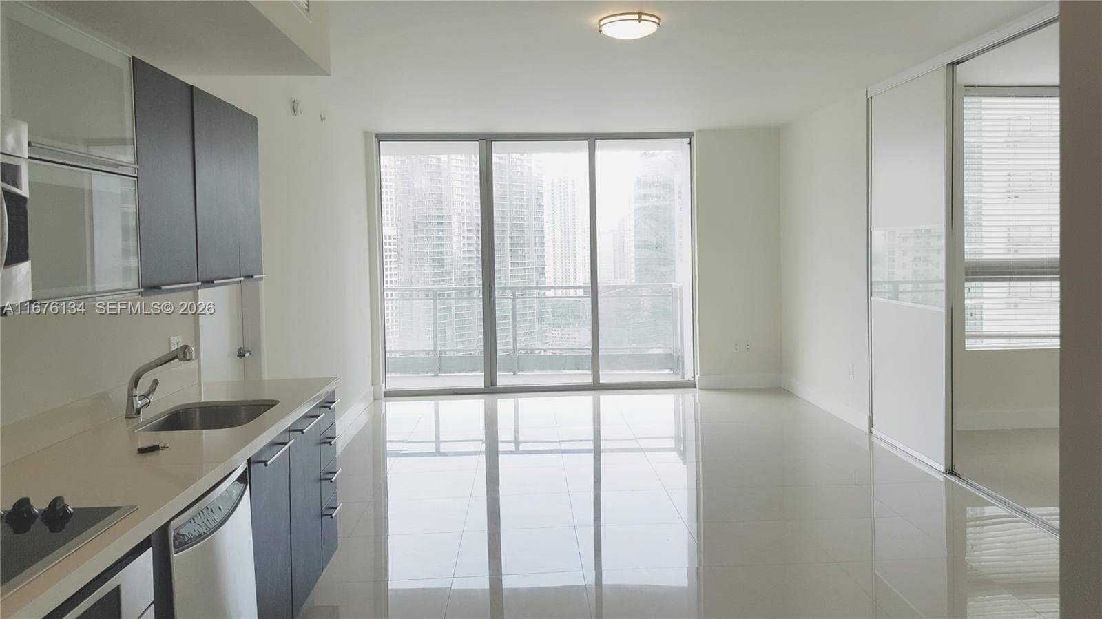 Condo at 90 SW 3 ST, Miami, FL