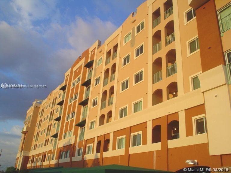 Condo at 2280 SW 32nd Ave, Miami, FL