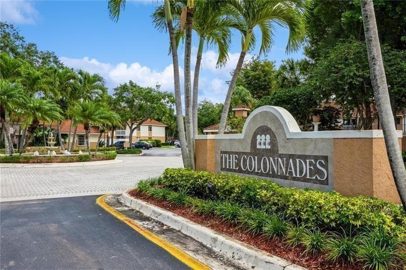 Condo at 715 NW 92nd Avenue, Plantation, FL