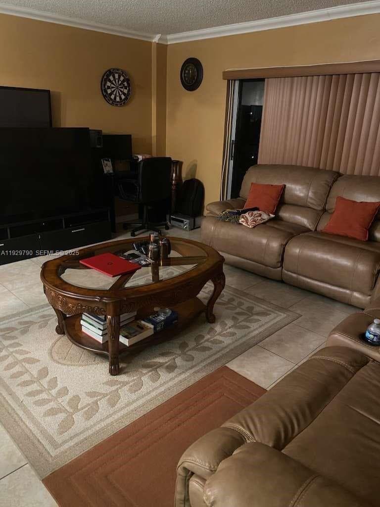 Condo at 4174 Inverrary Dr, Lauderhill, FL