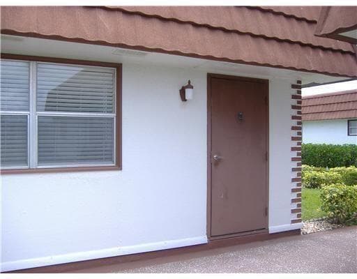 Condo at 115 Waterford E, Delray Beach, FL