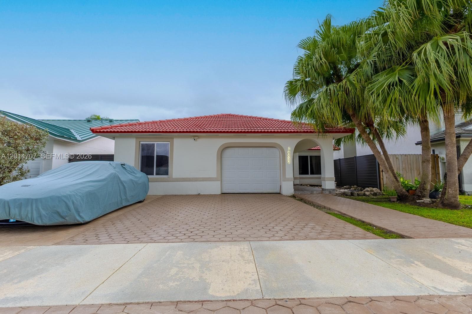 Single-family home at 14452 SW 115th St, Miami, FL