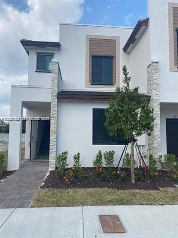 Townhouse at 593 NE 208th Ter, Miami, FL