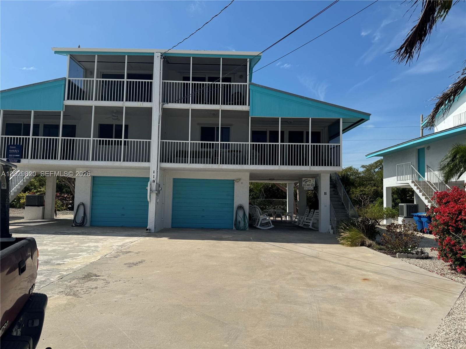 Townhouse at 118 Cortez Dr, Islamorada, FL