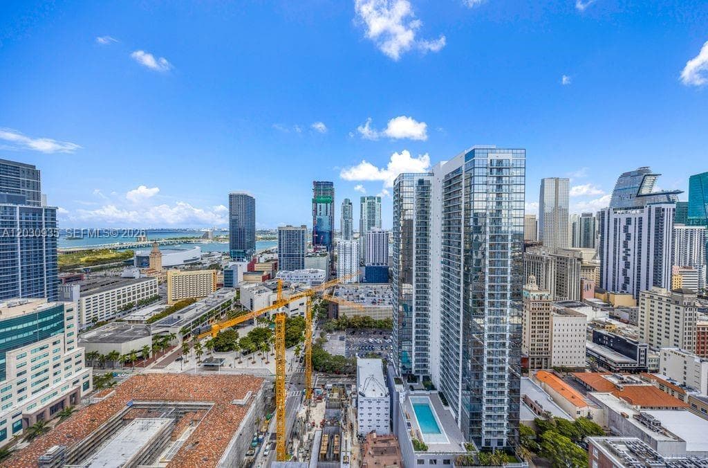 Condo at 225 N Miami Ave, Miami, FL