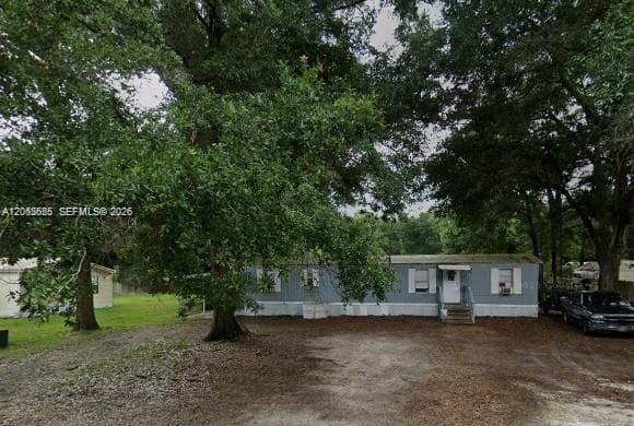 Mobile home at 6904 SW 85th PL, Ocala, FL